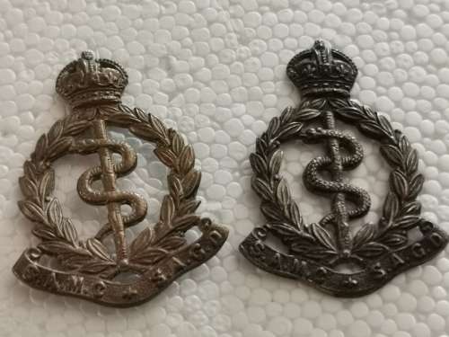 Old Medic Collar badges