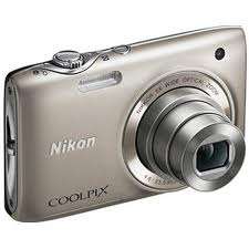 NIKON COOLPIX 14.0 MEGAPIXELS DIGITAL CAMERA(USED AS DISPLAY)
