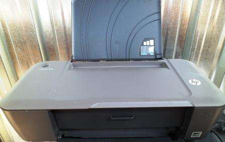 HP DESKJET 1000 PRINTER"USED AS DISPLAY"