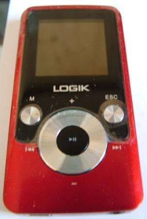 LOGIK MP4 PLAYER 4GB WITH USB CABLE AND CHARGER