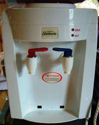 SUNBEAM HOT & COLD WATER DISPENSER : USED AS DISPLAY