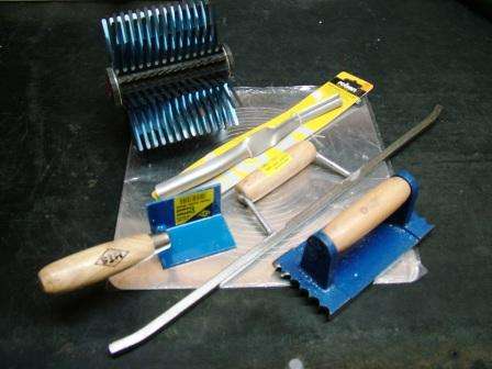 BUILDERS KIT