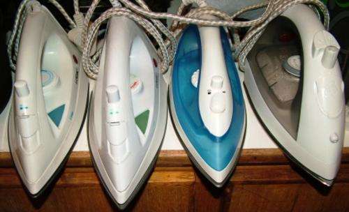 LOGIK STEAM IRONS