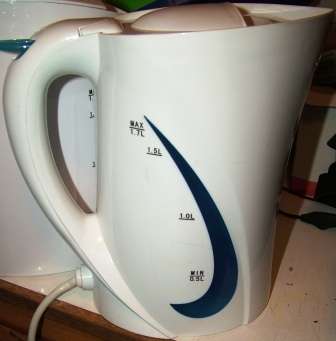 LOGIK 1.7 LITRE AUTOMATIC  KETTLE :