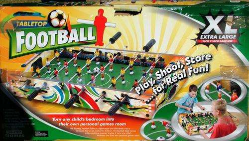 SOCCER TABLE good as new /  IDEAL FOR CHILDRENS ROOM GAME ARCADE