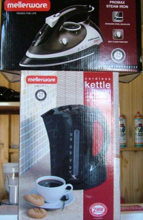 MELLERWARE 1.7LT KETTLE AND 2000W STEAM IRON COMBO*ORIGINAL BOXES*