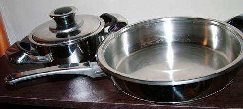 Cookware: 1 X  LABRISTO STAINLESS STEEL POT AND 1X ALWAYS HOME FRYING PAN