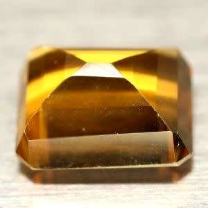 QUARTZ Octagon 6.82ct VVS