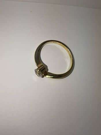 9ct Solid Yellow Gold Engagement Ring