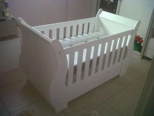 New design sleigh cot! Gauteng only!