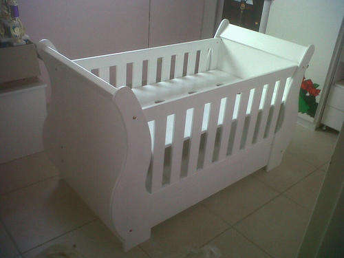 New design sleigh cot!