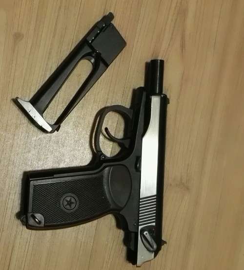 KWC MAKAROV CO2 BLOWBACK 4.5MM AIRGUN
