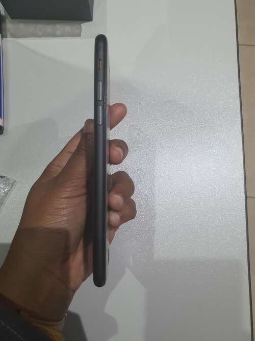 Apple IPhone 7 128GB Pre-Owned