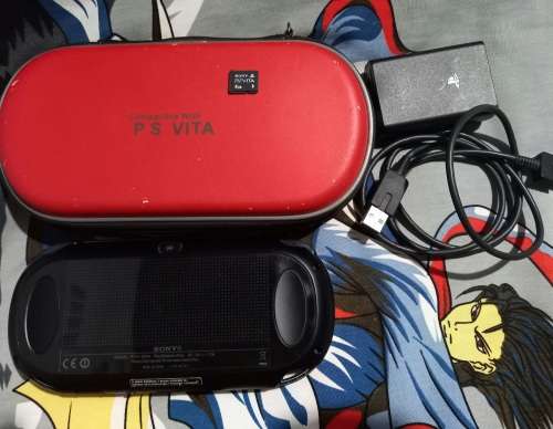 PS VITA PCH 1004(WIFI MODEL) bundle