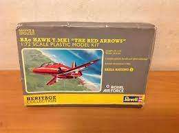 Revell, Germany 1/72 T40/1921G BAe Hawk T.Mk 1 `The Red Arrows`