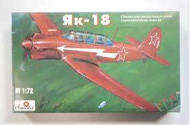 Yak-18 Amodel | No. 7227 | 1:72