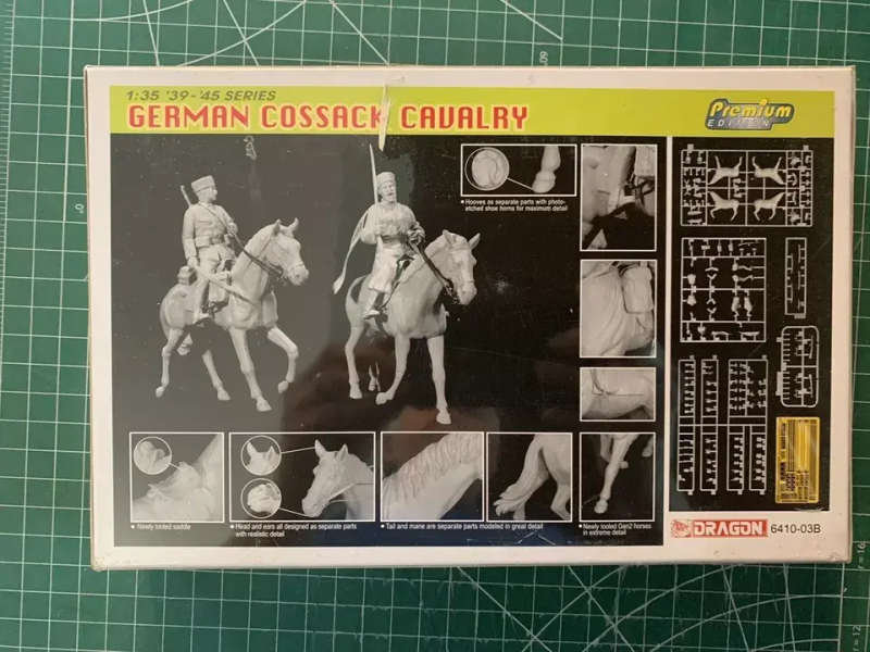 Dragon Model, WWII German Cossack Cavalry (2 Figures, 2 Horses) (Premium)