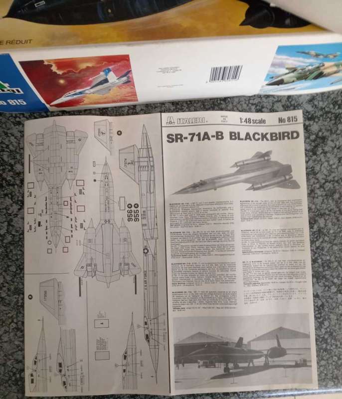 Lockheed SR-71 Black Bird - Strategic Air Command Reconnaissance Aircraft