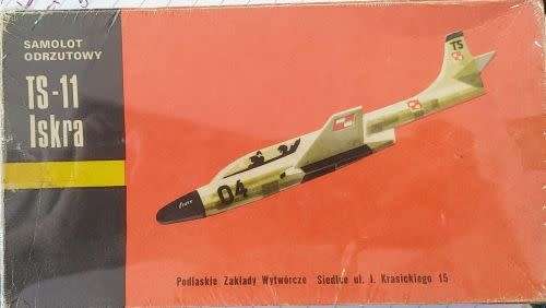 TS-11 Iskra Sparks Jet