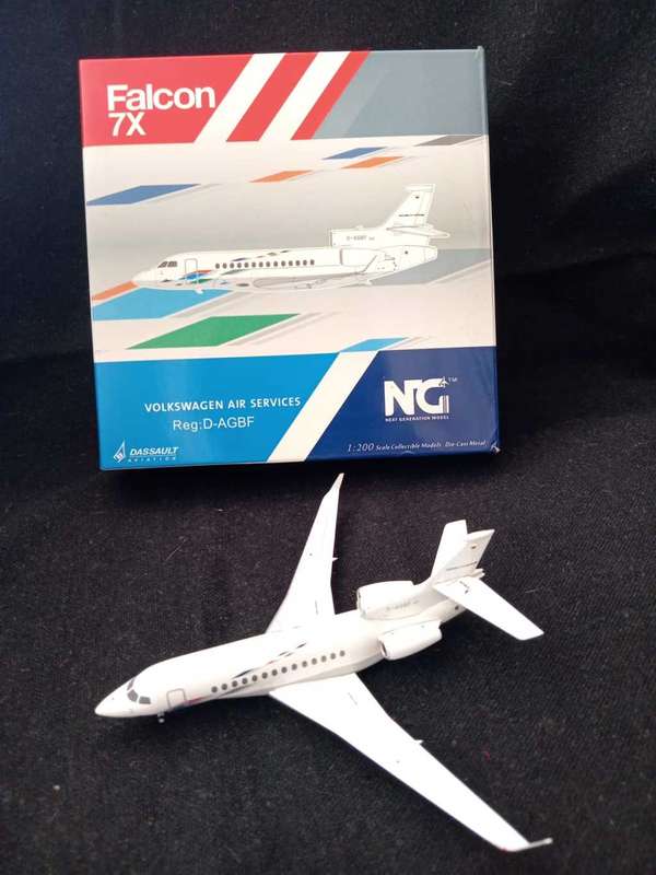 NG Model 1/200 Volkswagen Air Services Falcon 7X D-AGBF