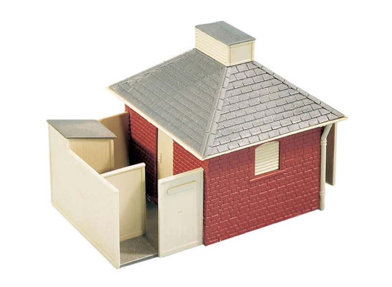 Conveniences Small Brick Built Public Toilets (OO scale) Wills Kits - SS66