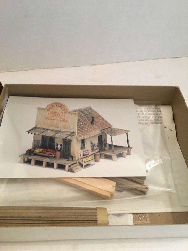 MILL CREEK MARKET - RARE HO CRAFTSMAN KIT - MAINLINE & SIDING:  MS507