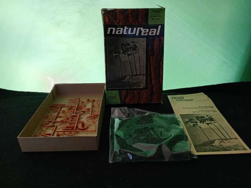 NATUREAL Preiser, Item 1465 HO Scale Scotch Pine Tree kit, set of 4,