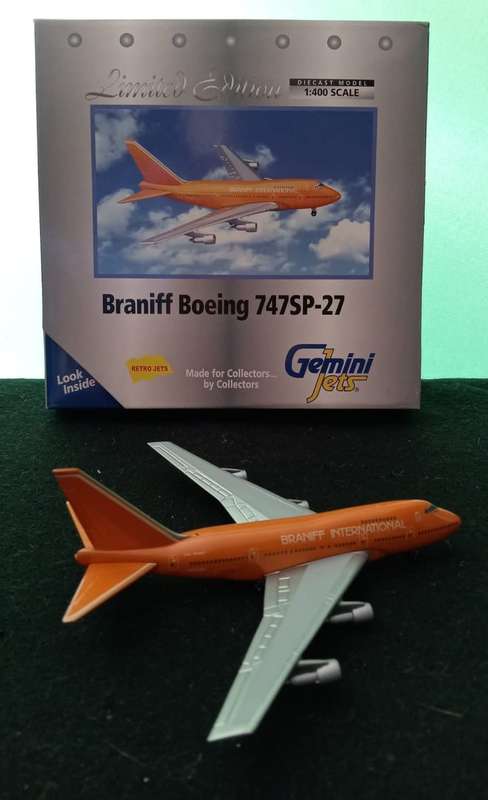 Boeing 747SP Braniff International Airways Gemini Jets | No. GJBNF009 | 1:400