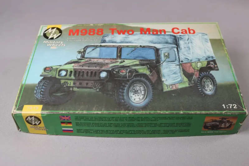 M988 Two Man Cab - MW Military Wheels 7219 Model 1/72 Military Vehicle