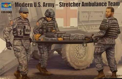 Modern US Army  Stretcher Ambulance Team Military Figures Plastic Trumpeter Model Kit 00430