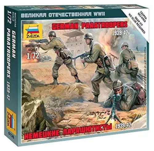 German Paratroopers 1939 - 1942 Plastic Model Kit Zvezda 6136