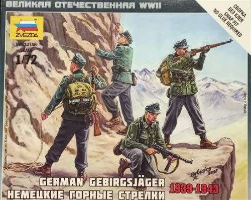 Zvezda, German Gebirgsjager 1939 - 1943 Plastic Model Kit 6154 1/72 Scale