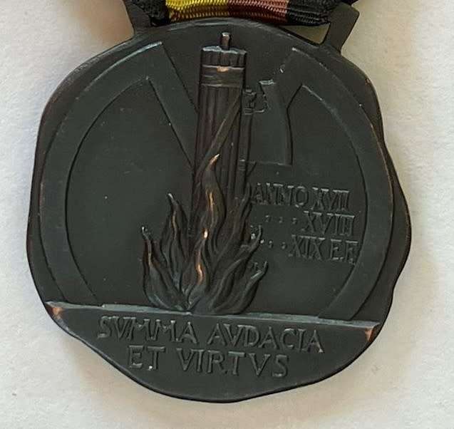 WWII Italian Fascist MVSN 2nd Division CCNN 28 October Libya Medal