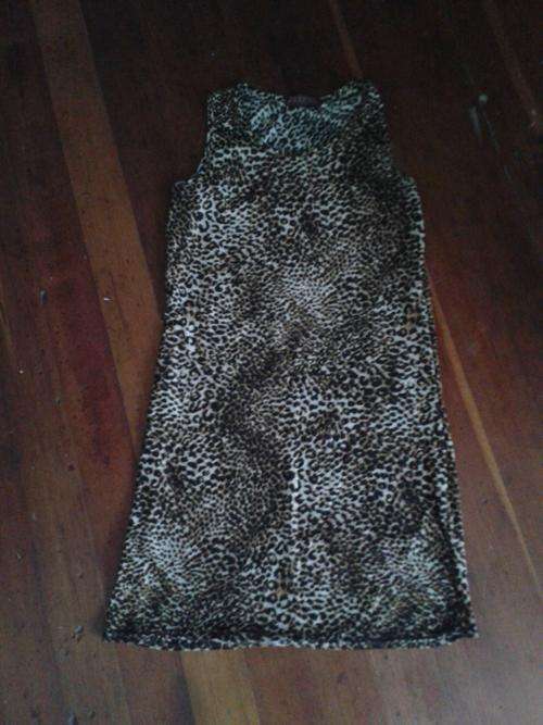 New casual dress - Large/XLarge