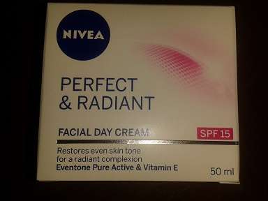 NIVEA SKINCARE DAY CREAM SPF15