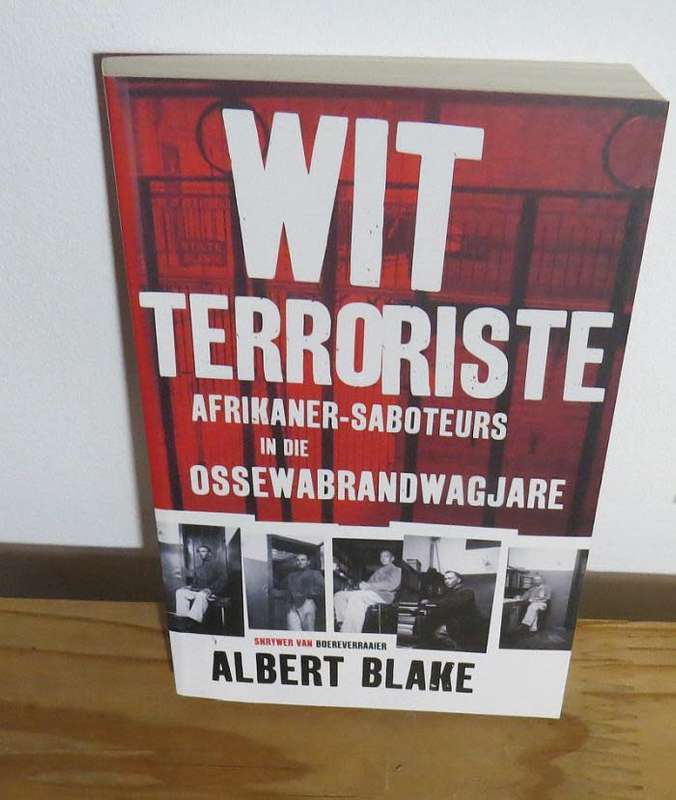 Wit Terroriste  Albert Blake