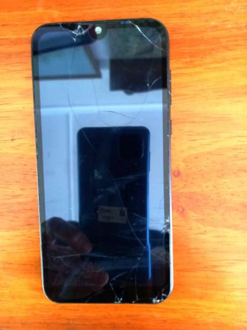 Huawei cell phone Y5 2019