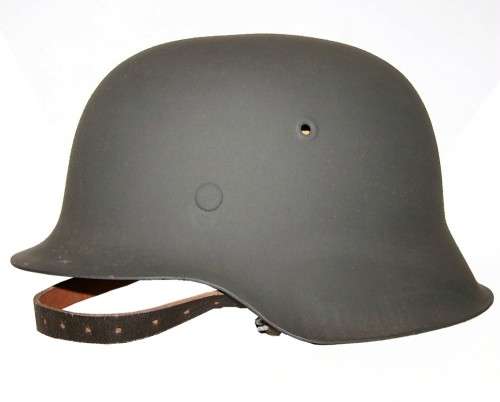 Assorted WW2 German Militaria
