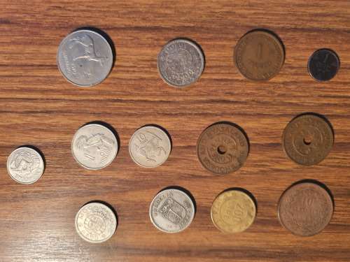 Potluck 3 coins different countries different denominations