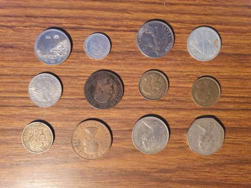 Potluck 4 coins different countries different denominations