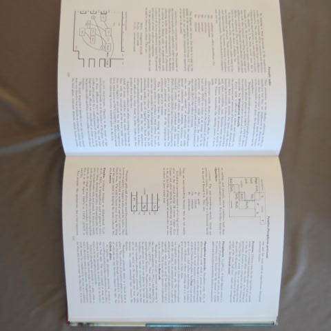 The Potters Dictionary Of Materials And Techniques - Frank Hamer