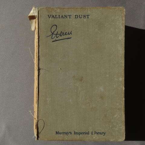 Valiant Dust - Wren P.C. ( Hardeblad )