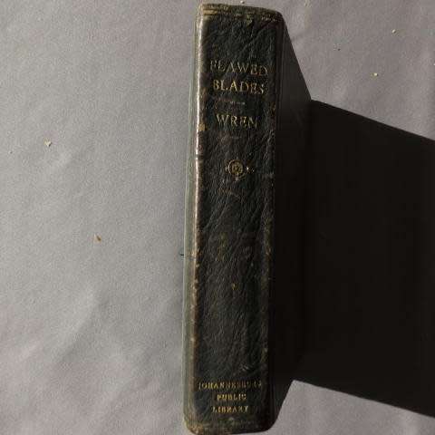 Flawed Blades Tales From The Forein Legion  - Wren P.C. ( Hard Cover )