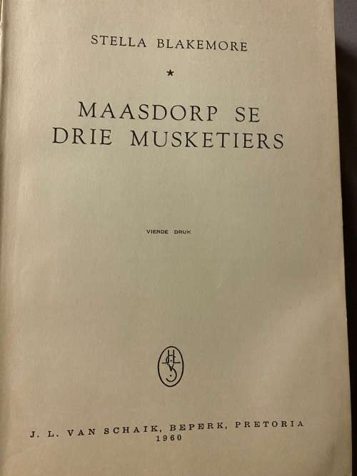 Maasdorp se Musketiers. Stella Blakemore