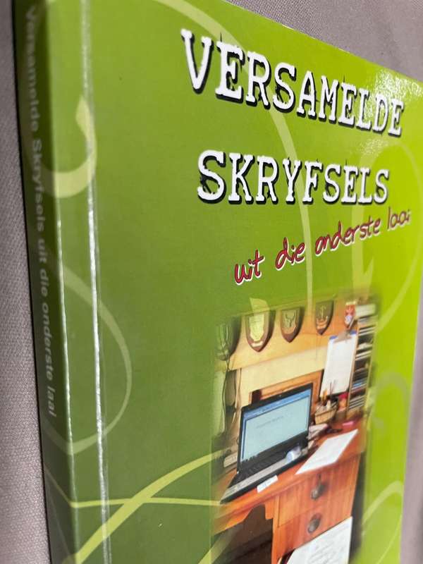 Versame,de Skryfsels uit die onderste laai. Madder Steyn
