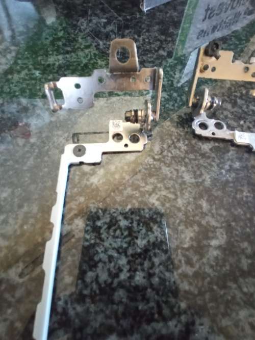 Hp 250 255 g6 hinges