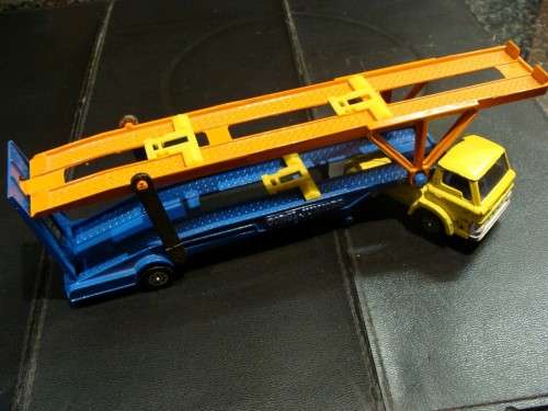 Ford D series Corgi Junior Whizzwheels car transporter.