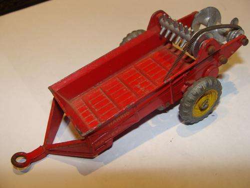 Dinky MH Manure spreader 27C