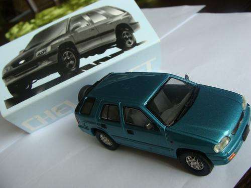 1/43 diecast Isuzu KB 280d Blue