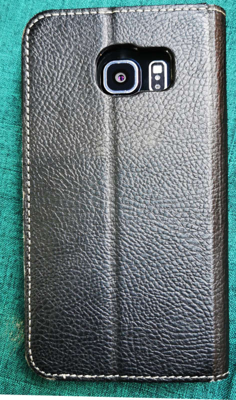 SAMSUNG GALAXY S6 EDGE 128GB - WITH SAMSUNG FAST CHARGER / CAR CHARGER & 2 COVERS